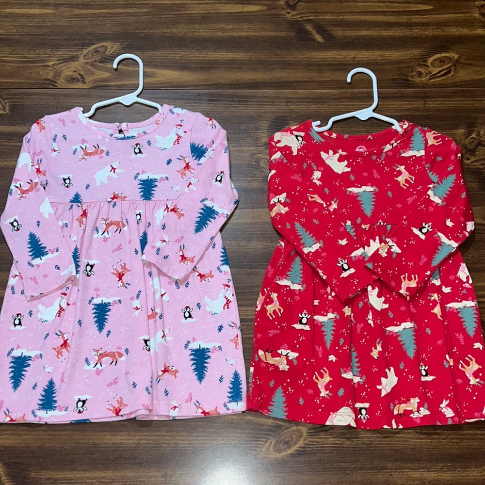 2 dresses wonder nation size 24month/2T